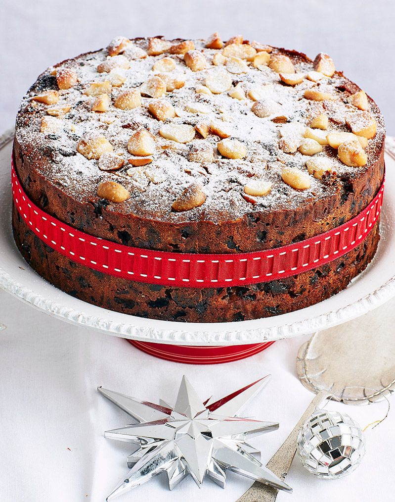 Torta natalizia alla frutta con arancia e cioccolato fondente